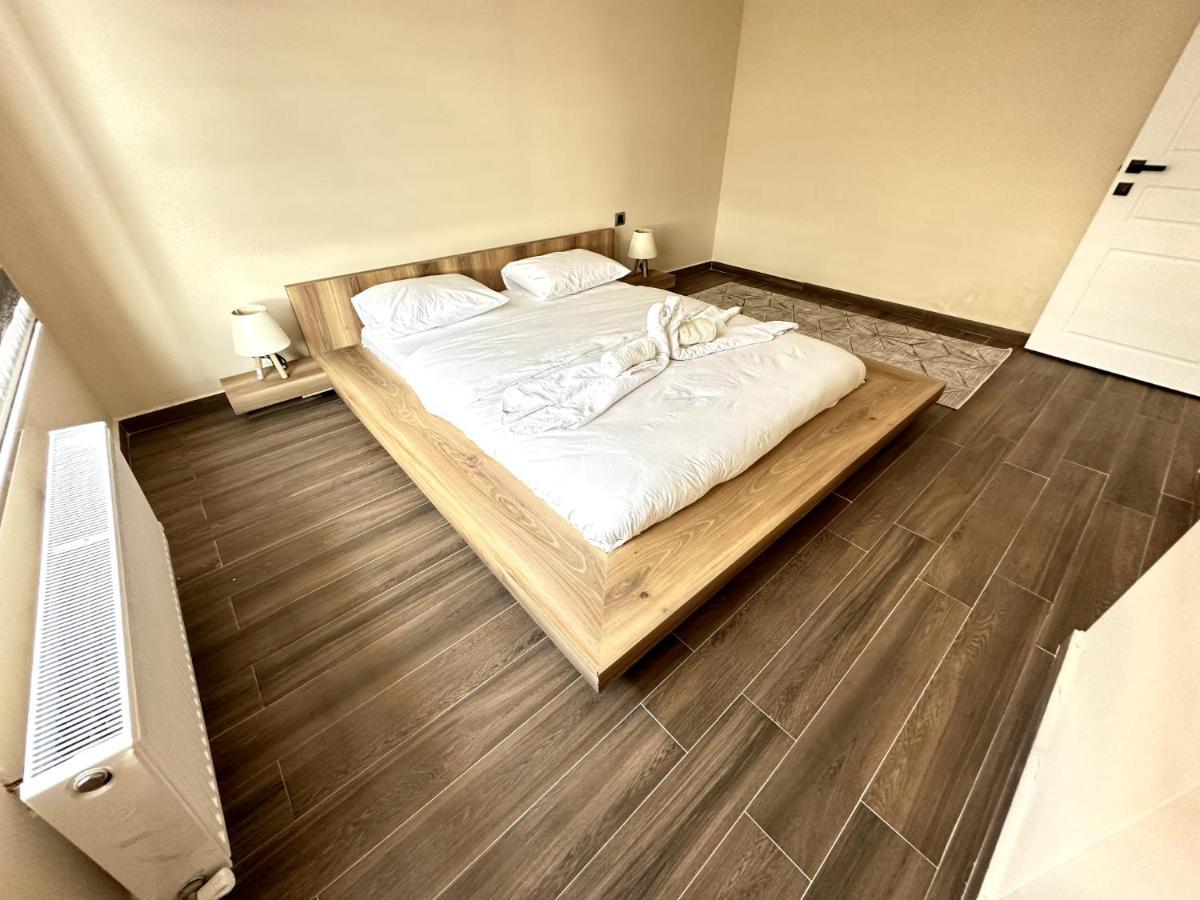 The Suit Residence Daire 内夫谢希尔 外观 照片